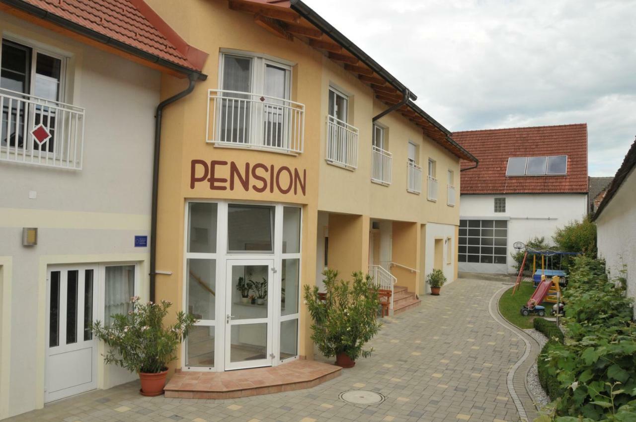 Pension Schloegl Lutzmannsburg Εξωτερικό φωτογραφία